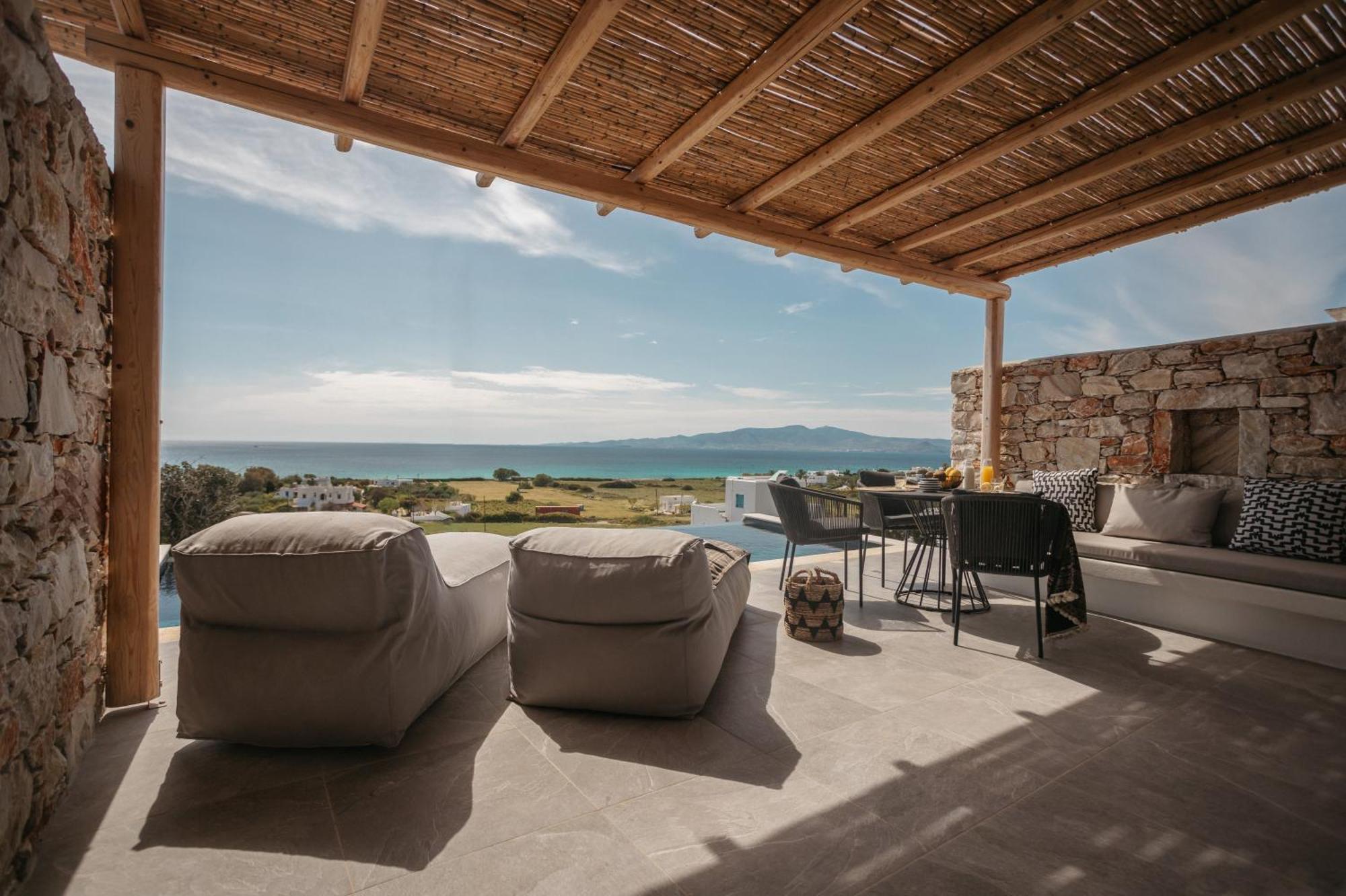 Phoenicia Naxos *