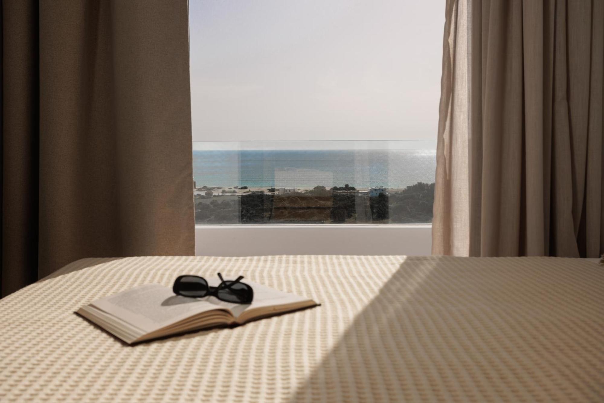 Phoenicia Naxos